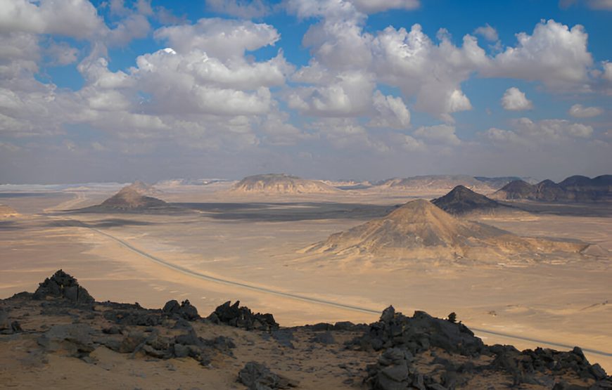 White Desert And Bahariya Oasis Overnight Safari Tour